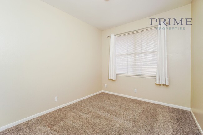 Photo - Freshly Updated Duplex Near Settlement Park