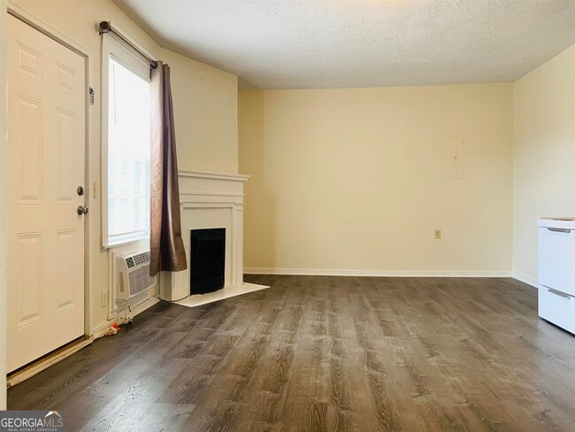 Photo - 504 Broad St Unidad APT 5