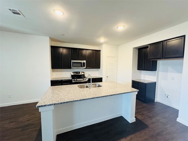 Photo - 1553 Kessler Dr