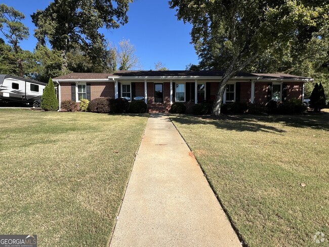 Building Photo - 161 Deerwood Cir Rental