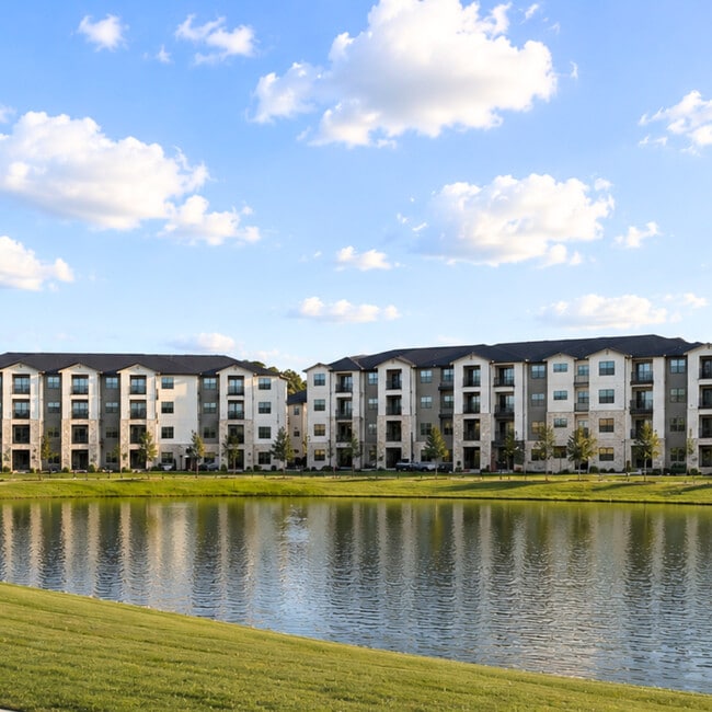 Photo - The Flats at Blaire Lake