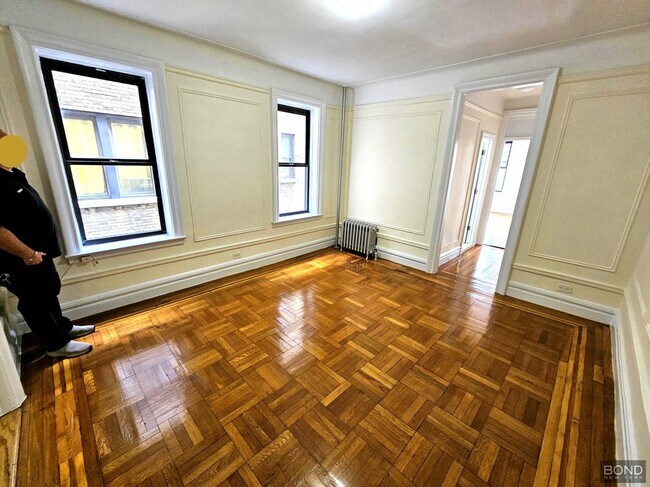 Building Photo - 605 W 170th St Unit 4E Rental