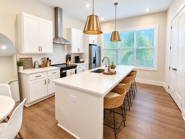 Photo - 1331 Breezy St SE