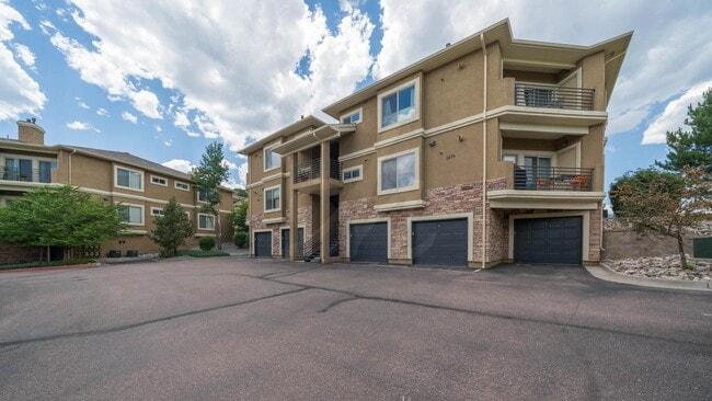 Two Bedroom Condo in Saddleback Ridge Comm... - Two Bedroom Condo in Saddleback Ridge Comm...