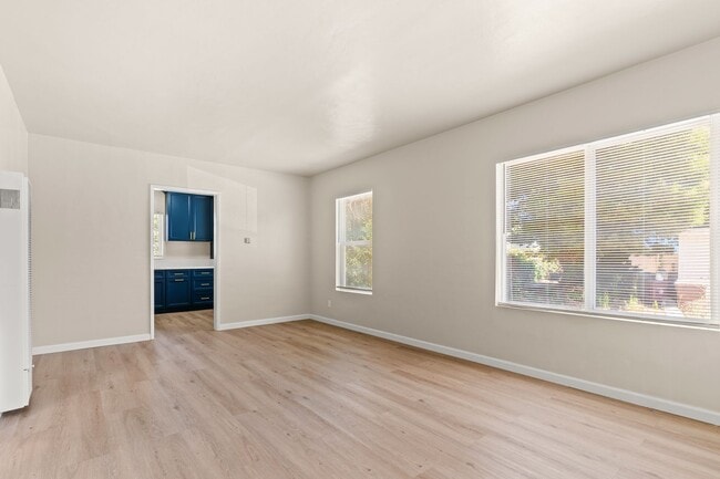 Photo - 6124 Hayes St Unidad 6124