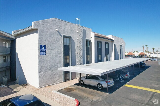 Photo - Rise Midtown