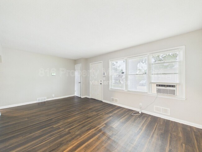 Photo - 7426 Indiana Ave