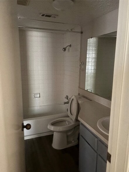 Photo - 416 Matthews Dr