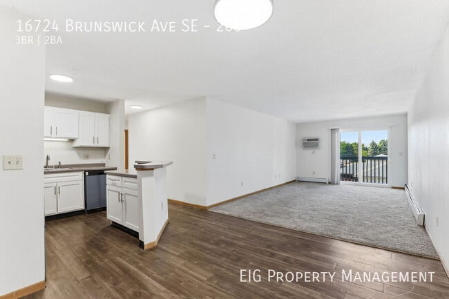 Photo - 16724 Brunswick Ave SE Unit 205