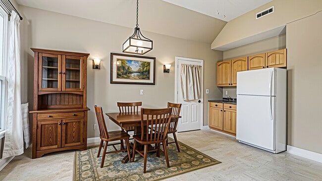 Photo - 64 South St Unidad 3