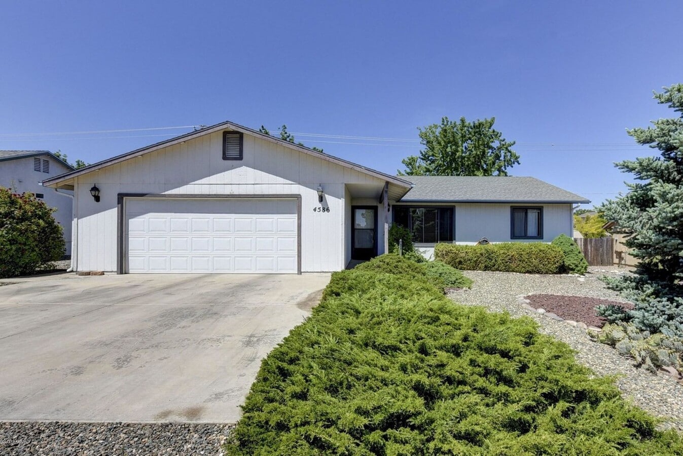 Cute 3 Bedroom 2 Bath 2 Car Garage Home in Prescott Valley - Cute 3 Bedroom 2 Bath 2 Car Garage Home in Prescott Valley