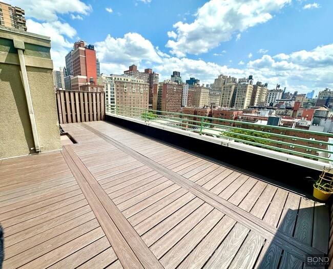 Photo - 323 W 96th St Apartment Unit PH12