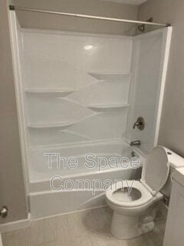 Photo - 587 Rutledge Ave