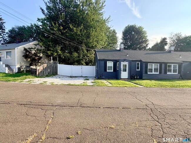 Photo - 68 Alexander Dr