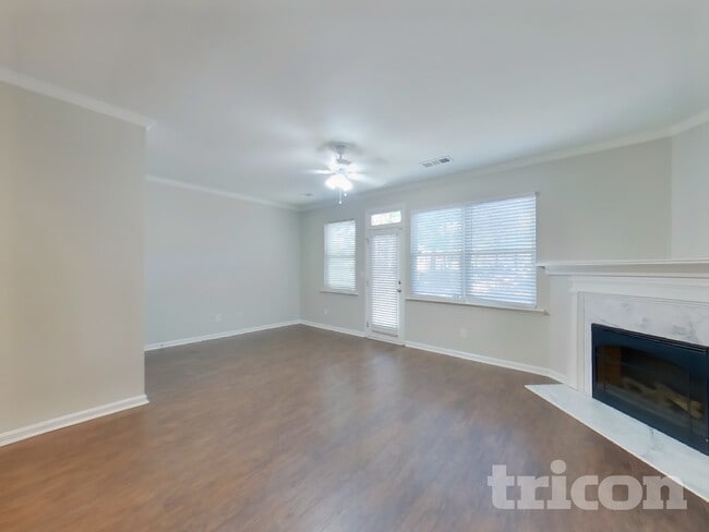 Photo - 3364 Estes Dr
