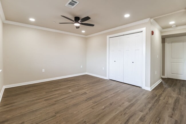 Photo - 1812 Sanford Dr Unit 1