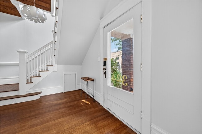 Photo - 324 W Alabama St Unit 4