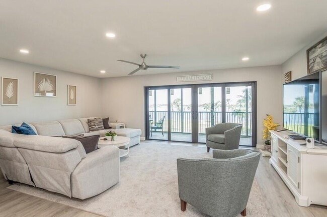 Photo - 200 Intracoastal Pl Unit 305