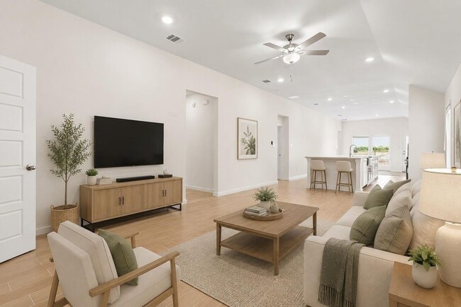 Photo - 6643 Escondido Dr