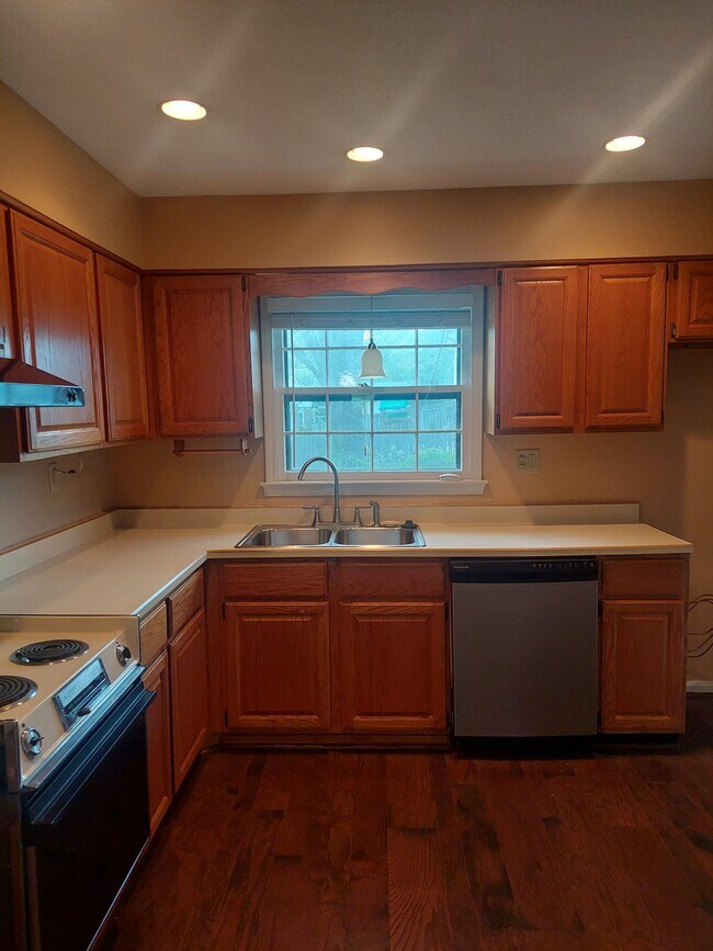 Photo - 2508 Rhett Ct