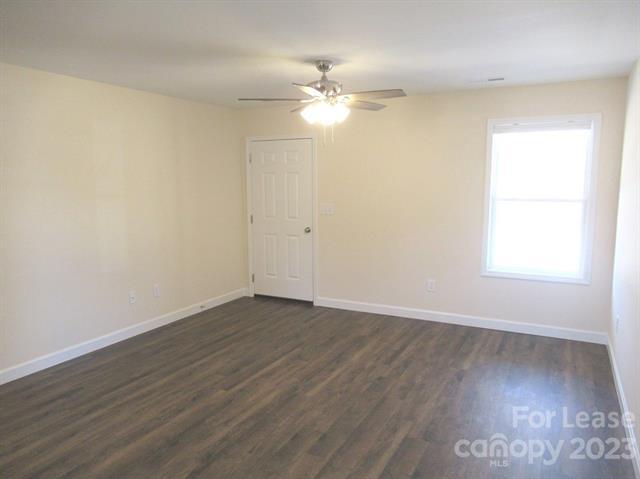 Photo - 3806 English Oak Dr