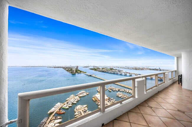 1717 N Bayshore Dr Unit SI ID1054080P