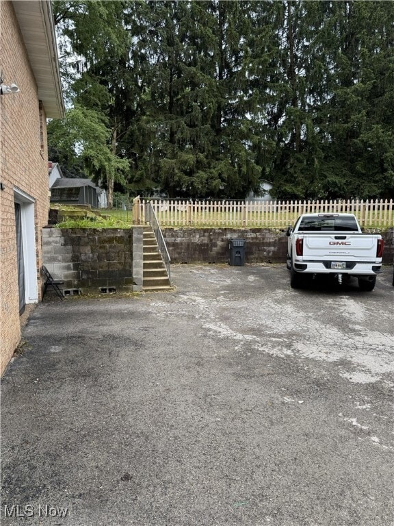 Photo - 80 Mary Ann Ln