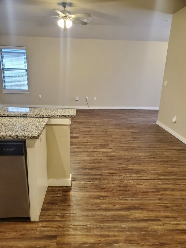 Photo - 5210 Oakwood Villa Ct