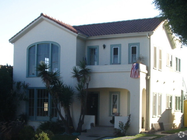 Building Photo - 203 4th Ave Unit 203 4th ave. Venice Rental