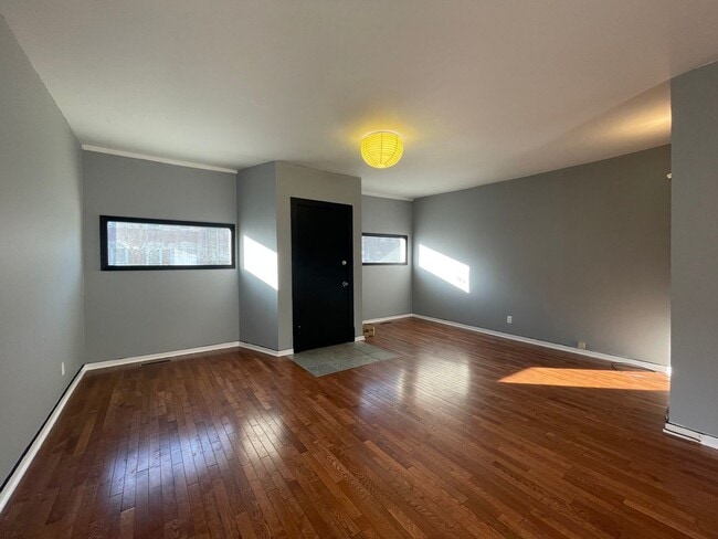 Photo - 1819 S May St Unit 1