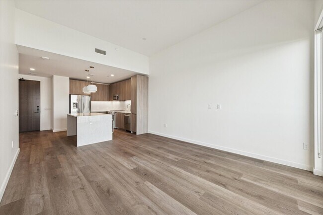 Photo - 1 Riva Row Unit 1308