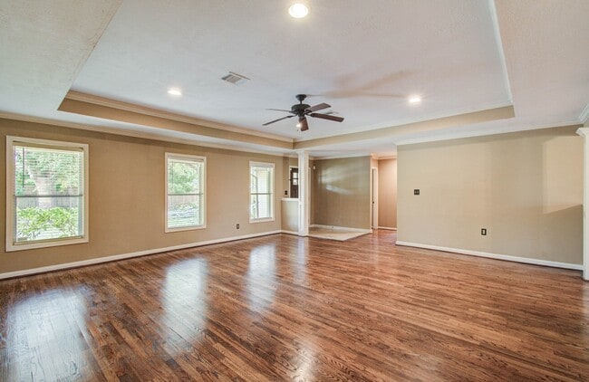 Photo - 11422 Endicott Ln