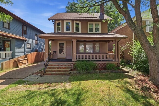 Photo - 1539 Elbur Ave