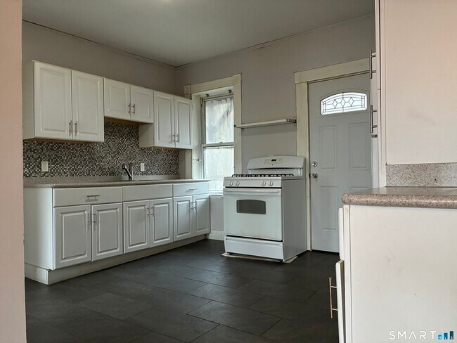 Photo - 70 Center St