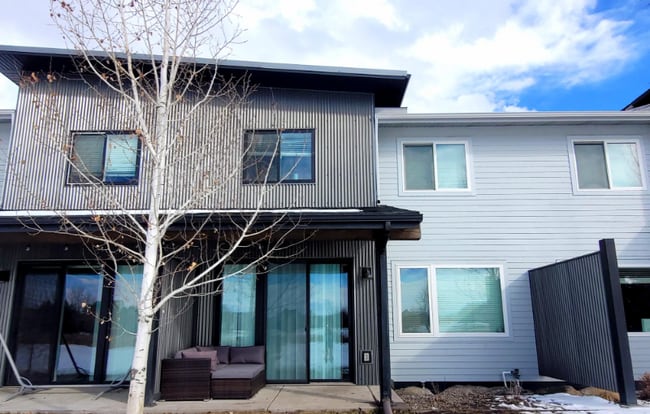 Photo - 3083 Warbler Way