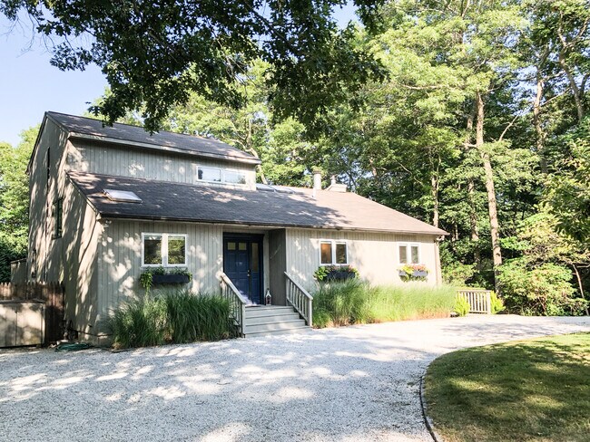 Photo - 132 Wildwood Rd House