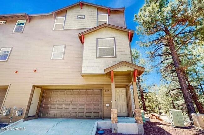 Photo - 2561 W Cripple Creek Dr