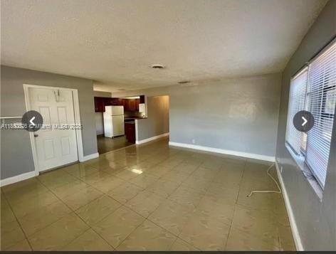 Photo - 1821 NE 56th St Apartment Unit 4