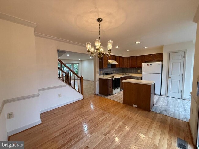 Photo - 58 Drumcastle Ct Casa Adosada