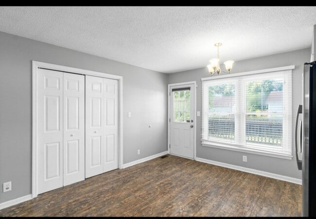 Photo - 3216 Tabby Dr