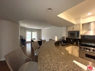 Photo - 1000 Granville Ave