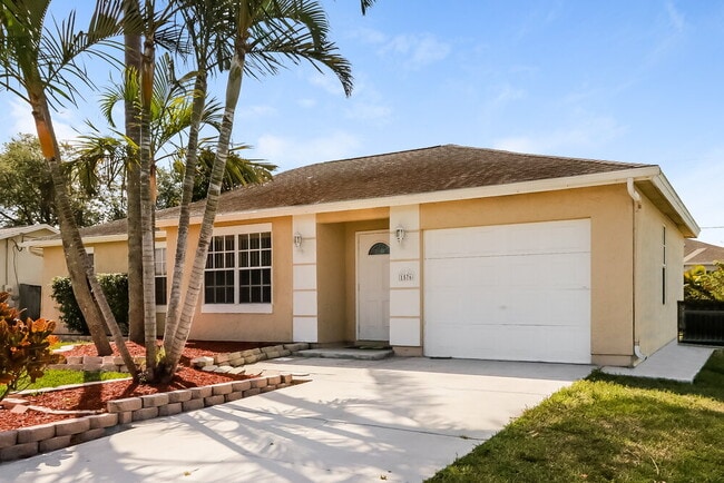 Photo - 1576 SW Pitts Ave Casa