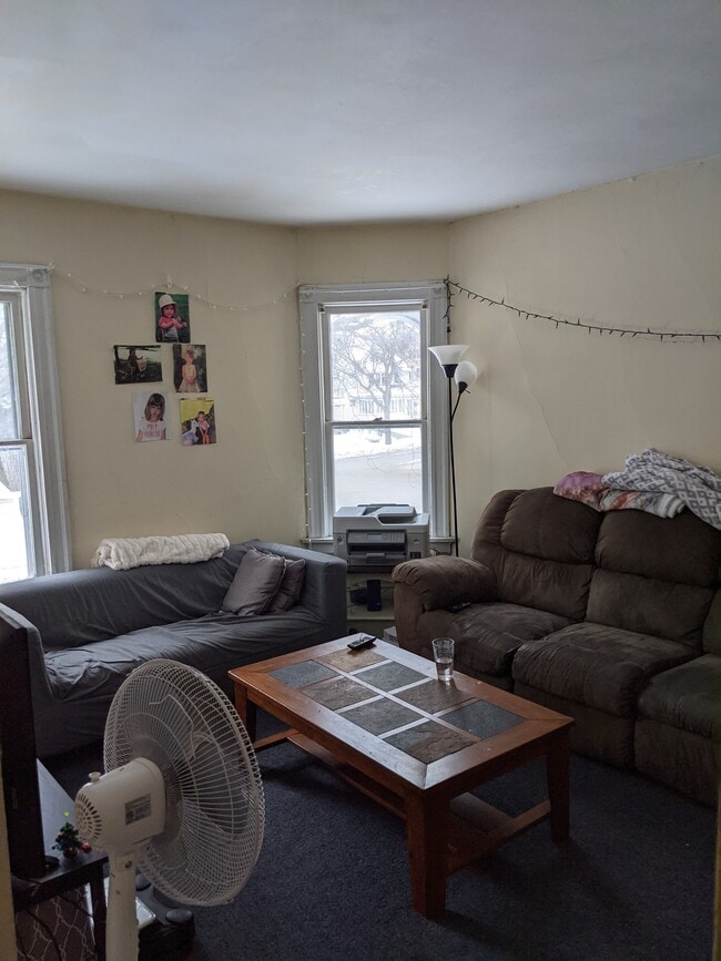 Photo - 1927 E Newberry Blvd Unit 1927a E Newberry Blvd