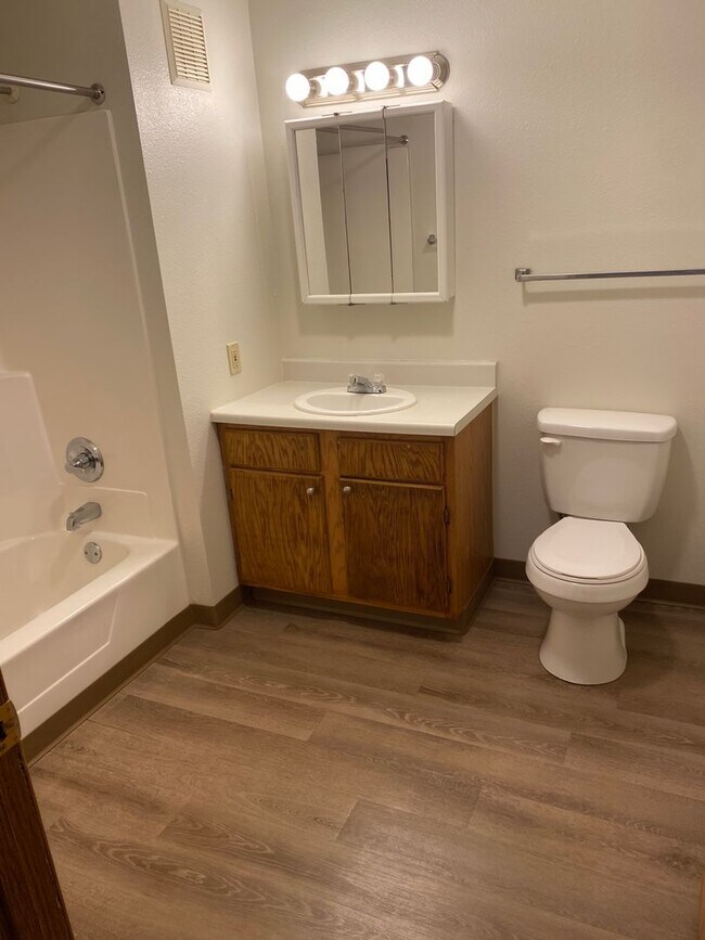 Valley View Apartments For Rent in Cedar Rapids, IA