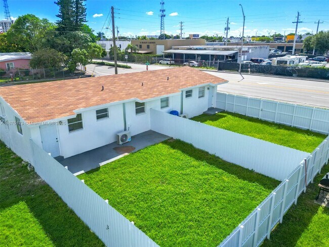 Photo - 18350 SW 105th Ave