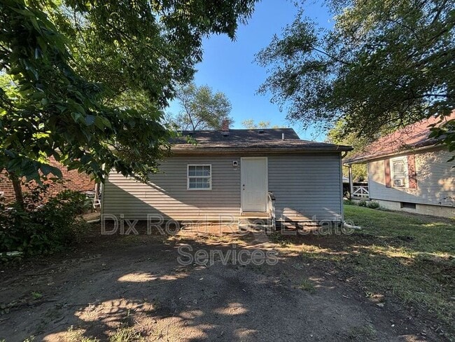 Photo - 609 Eighteenth Avenue