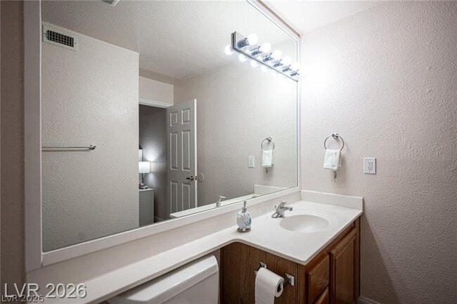 Building Photo - 2969 Juniper Hills Blvd Unit 103