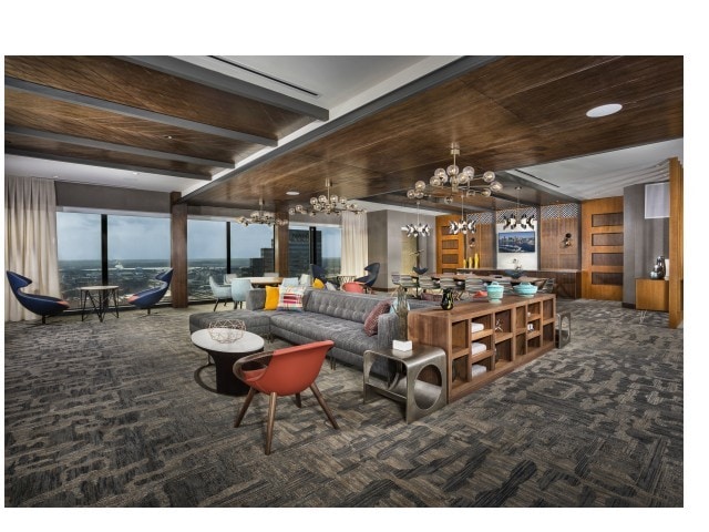 21st floor resident lounge