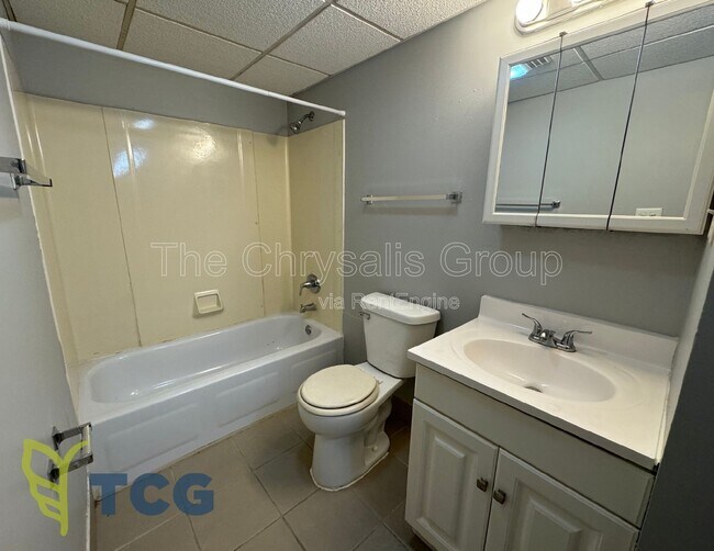 Photo - 2402 Marquette Rd Unit 9