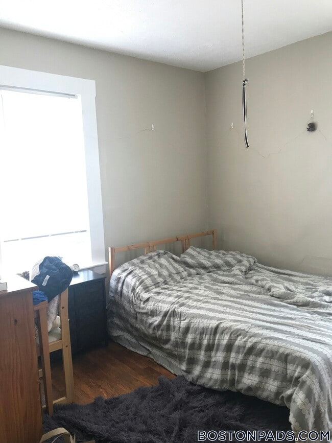 357 Windsor St Unidad 2